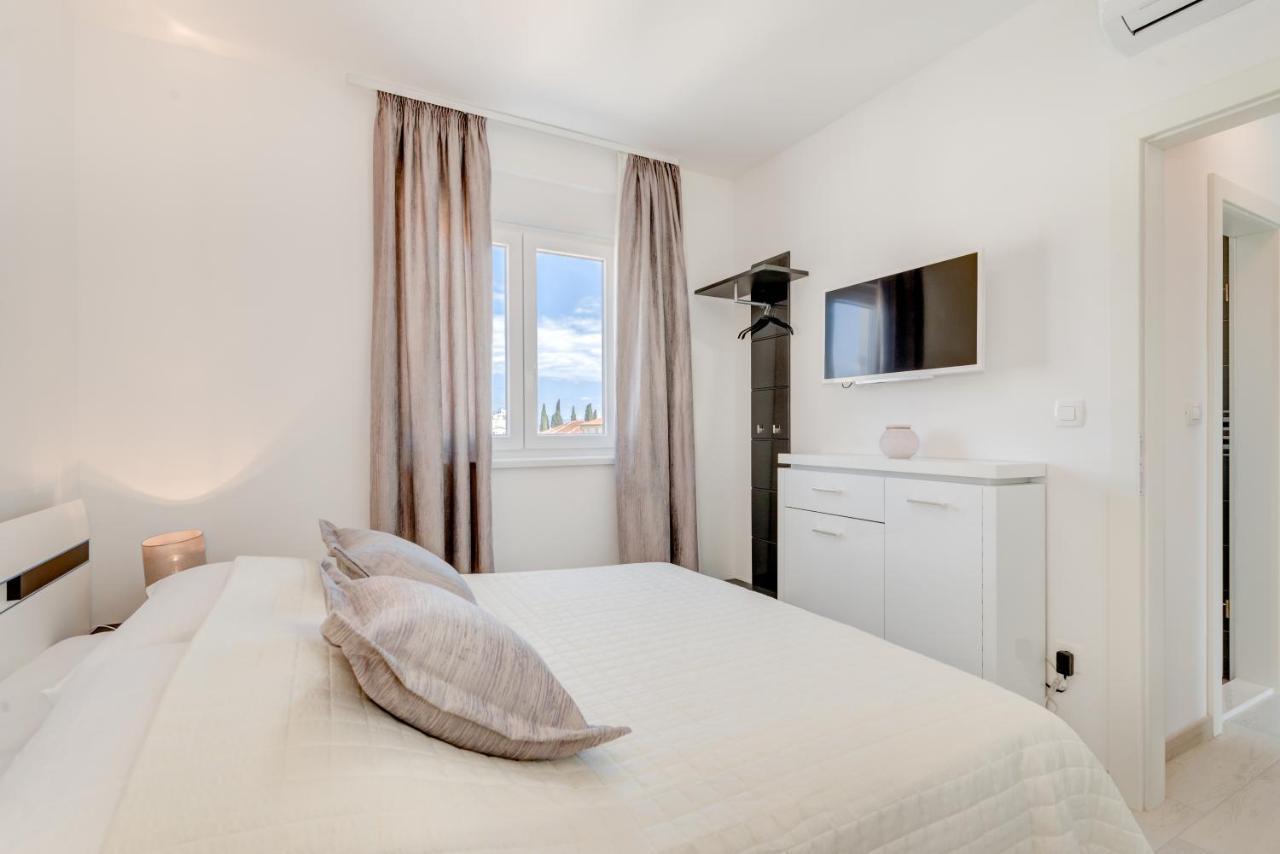 Modern 4* Luxury Apartment In Center Trogir Luaran gambar